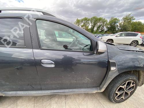 Used Right front door Right front door 38744940 38744940