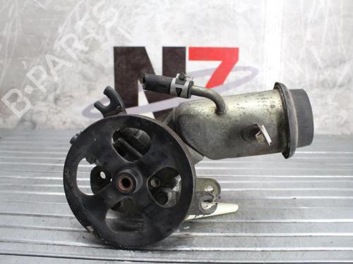 Used Steering pump TOYOTA YARIS (_P1_) 1.5 (NCP13_, NCP13R) (106 hp) 23668319