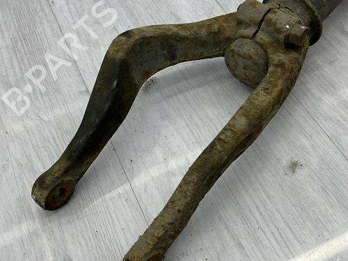 Used Right front shock absorber Right front shock absorber HONDA CR-V I (RD) 2.0 16V 4WD (RD1, RD3) (128 hp) 23698949 23698949