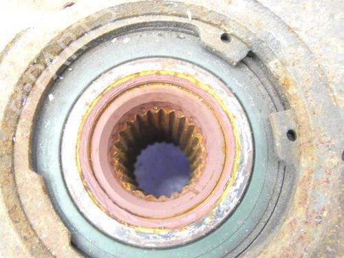 Used Right front steering knuckle Right front steering knuckle OPEL CORSA B (S93) 1.4 i (F08, F68, M68) (60 hp) 23672892 23672892