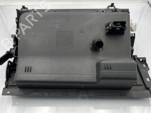 glove-box-vw-touran-1t3-2010-2011-2012-2013-2014-2015-2016-23760115 main image