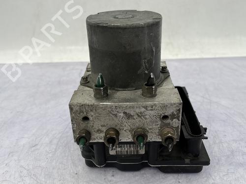 Used ABS pump RENAULT SCÉNIC II (JM0/1_) 1.9 dCi (JM0G, JM12, JM1G, JM2C) (120 hp) 23681805