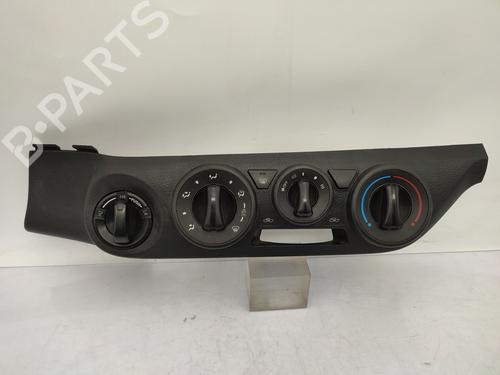 Used Climate control TOYOTA HILUX VIII Pickup (_N1_) 2.4 D 4WD (GUN125_, GUN125R) (150 hp) 24146257