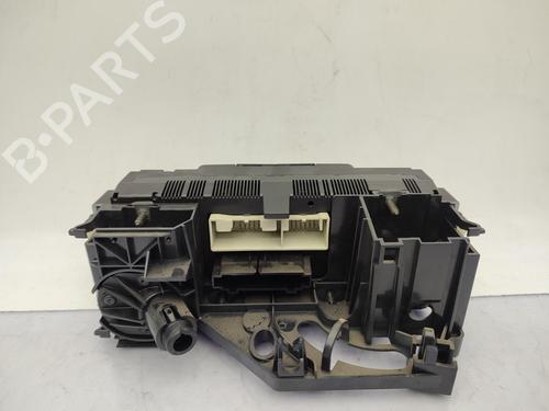 Used Climate control VW TOURAN (1T1, 1T2) 1.9 TDI (90 hp) 23741904