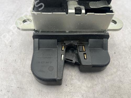 Used Tailgate lock Tailgate lock VW UP! (121, 122, BL1, BL2, BL3, 123) 1.0 (75 hp) 39756904 39756904