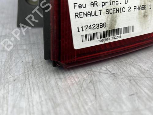 Used Right taillight RENAULT SCÉNIC II (JM0/1_) 1.5 dCi (JM1E, JM16) (106 hp) 23663595