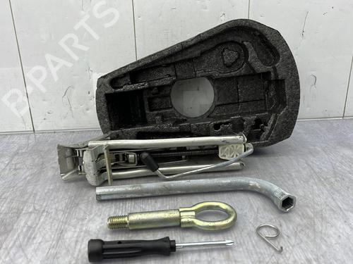 Jack Kit VW POLO IV (9N_, 9A_) 1.2 | BP24592721C119 