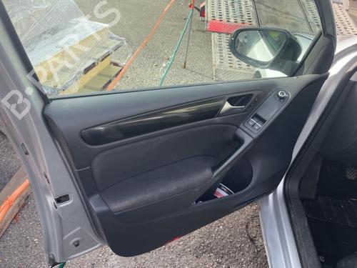 Glove box VW GOLF VI (5K1) 1.6 TDI | BP23702244C95 - Image 27