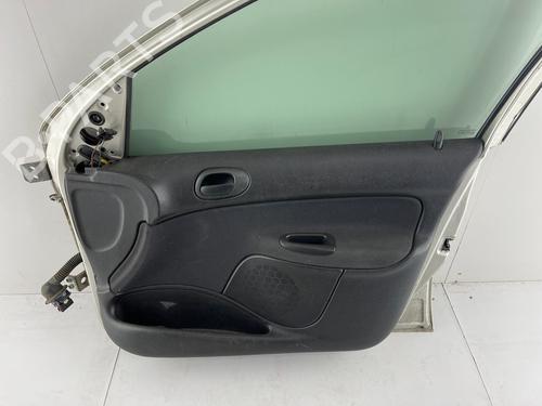Used Right front door Right front door 37717244 37717244