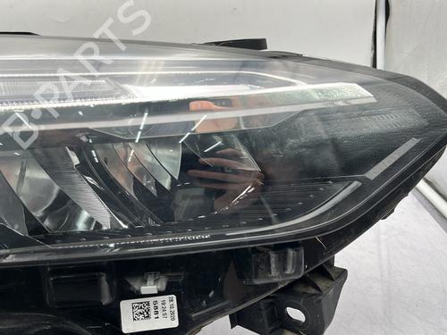 Right headlight RENAULT CLIO V (B7_) 1.5 Blue dCi 85 (B7AG) | BP29839384C29