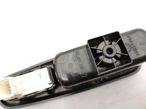 Right rear window switch CITROËN C3 III (SX) 1.2 VTi 82 | BP23678551I28  - Image 5