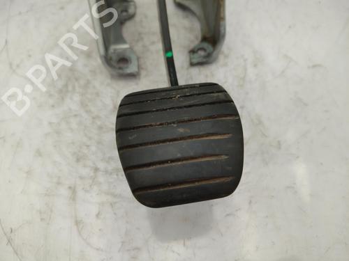 bremsepedal RENAULT TRAFIC II Van (FL) 2.0 dCi 115 (FL01, FL0U, FL00, FL0H, FL0M) (114 hp) 23730410