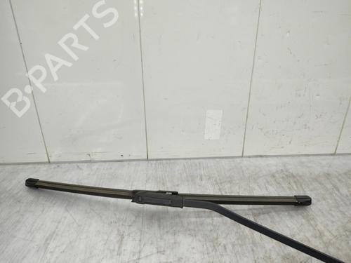 Front windshield wiper arm RENAULT SCÉNIC III (JZ0/1_) 1.5 dCi | BP23718935C143 