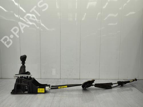 Used Gear lever RENAULT MEGANE III Hatchback (BZ0/1_, B3_) 1.5 dCi (BZ09, BZ0D, BZ1W, BZ29, BZ14) (110 hp) 23739228