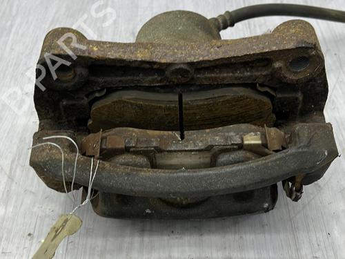 right-front-brake-caliper-nissan-juke-f15-2010-2011-2012-2013-2014-2015-2016-2017-2018-2019-23700243 main image