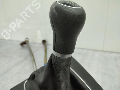 Gear lever AUDI A4 B7 Avant (8ED) 2.0 TDI | BP23709346M90 - Image 2