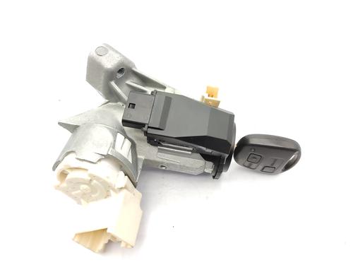 electronic-module-toyota-yaris-_p9_-2005-2006-2007-2008-2009-2010-2011-2012-2013-2014-23760509 main image