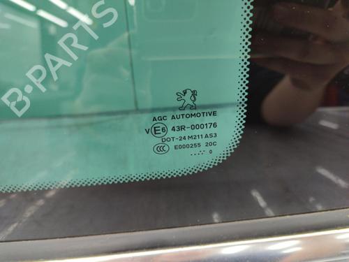 Rear right quarter glass PEUGEOT 5008 (0U_, 0E_) 2.0 HDi | BP23709283C92