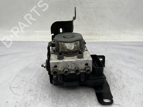 Used ABS pump PEUGEOT 308 II (LB_, LP_, LW_, LH_, L3_) 1.6 HDi / BlueHDi 115 (115 hp) 29744227