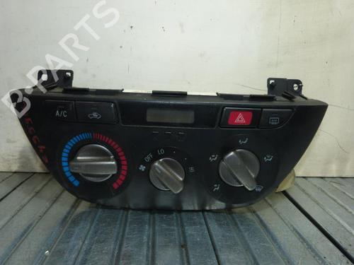 Commande Chauffage TOYOTA RAV 4 II (_A2_) 2.0 D 4WD (CLA20_, CLA21_, CLA20R, CLA21R) (116 hp) 23685092
