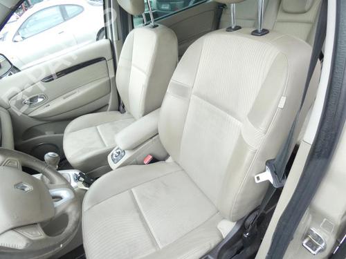 Dashboard RENAULT SCÉNIC III (JZ0/1_) 1.9 dCi (JZ0J, JZ1J, JZ1K, JZ1S) | BP23697523C46 - Image 34