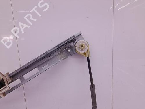 Used Front right window mechanism Front right window mechanism PEUGEOT 206 Hatchback (2A/C) 1.4 i (75 hp) 23675461 23675461