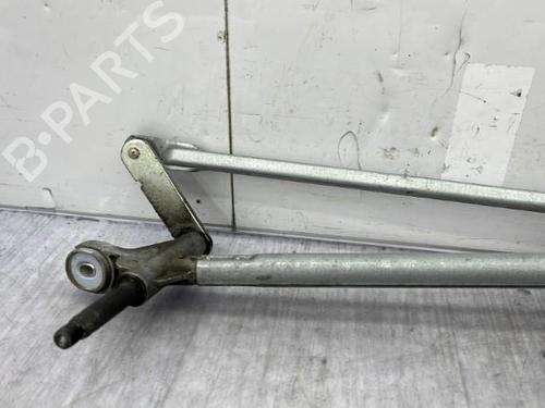 Used Front wiper motor Front wiper motor RENAULT MASTER III Van (FV) 2.3 dCi 130 FWD (FV0M, FV0Y, FV0J, FV02, FV03) (130 hp) 23753927 23753927