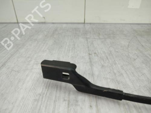 Front windshield wiper arm PEUGEOT 208 I (CA_, CC_) 1.2 VTI 82 | BP23728858C143 