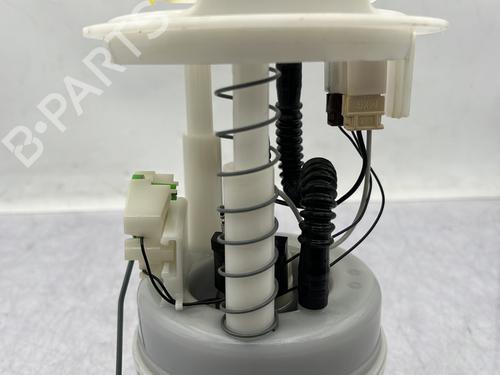 Used Fuel pump Fuel pump RENAULT TWINGO II (CN0_) [2007-2026] 33631064 33631064