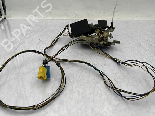 Front left lock MERCEDES-BENZ SPRINTER 2-t Van (B901, B902) 211 CDI (901.661, 901.662, 902.661, 902.662) | BP32302086C98