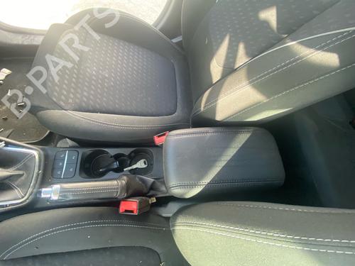 Interiør tag FORD FIESTA VII (HJ, HF) 1.0 EcoBoost | BP36792860I12 - Image 90