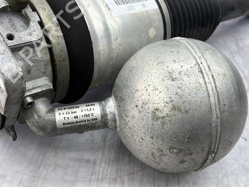 Schokbreker links achter VW PHAETON (3D1, 3D2, 3D3, 3D4, 3D6, 3D7, 3D8, 3D9) 3.0 V6 TDI 4motion | BP30353186M18 