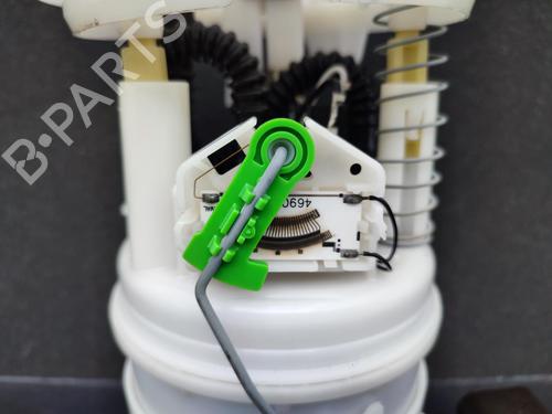 Used Fuel pump Fuel pump DACIA DUSTER (HS_) 1.5 dCi (HSMC) (107 hp) 23728949 23728949