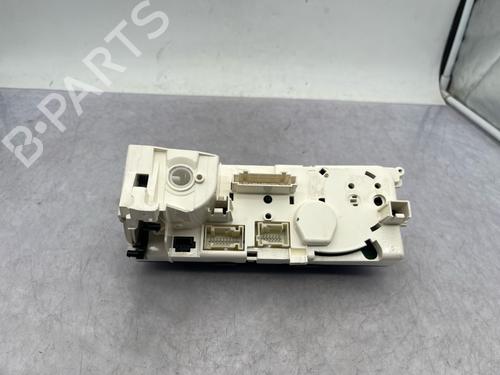 Used Climate control Climate control MERCEDES-BENZ B-CLASS Sports Tourer (W245) B 180 CDI (245.207) (109 hp) 40447659 40447659