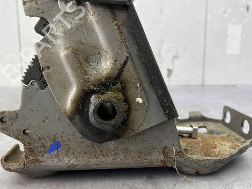 håndbremse håndbremse RENAULT KANGOO Express (FW0/1_) 1.5 dCi 90 (FW0G, FW05, FW08, FW11) (90 hp) 33707899 33707899