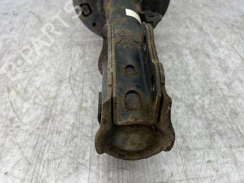 Used Right front shock absorber Right front shock absorber TOYOTA YARIS (_P13_) 1.0 (KSP130_, KSP130) (69 hp) 32312201 32312201