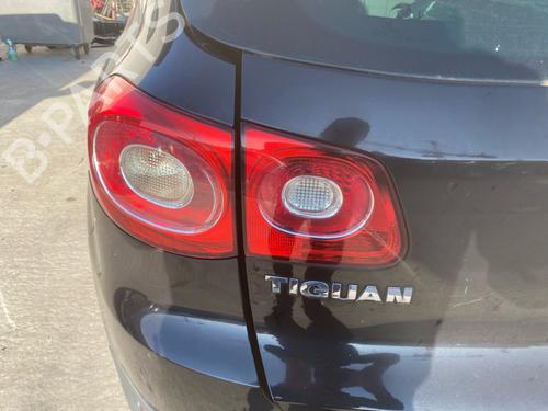 Venstre baglygte bagklap Venstre baglygte bagklap VW TIGUAN (5N_) 2.0 TDI (140 hp) 37531109 37531109