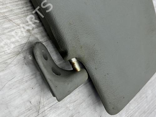 Used Left sun visor Left sun visor MERCEDES-BENZ SPRINTER 2-t Bus (B901, B902) 211 CDI (902.671, 902.672) (109 hp) 23701866 23701866