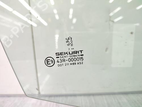 Used Front right door window Front right door window PEUGEOT 306 Break (7E, N3, N5) 1.9 TD (90 hp) 23678137 23678137