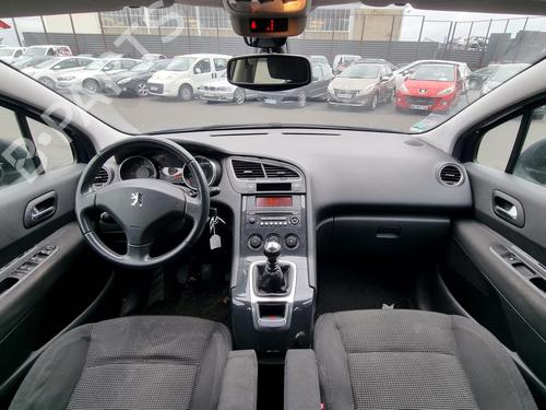 Dashboard PEUGEOT 5008 (0U_, 0E_) 1.6 HDi | BP23677638C46 - Image 16