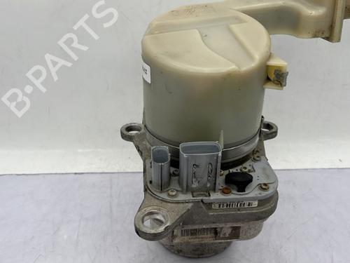 Used Steering pump Steering pump FORD FIESTA V (JH_, JD_) 1.6 TDCi (90 hp) 23680427 23680427
