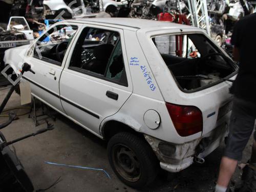 Right headlight FORD FIESTA III (GFJ) 1.8 D | BP23667417C29 