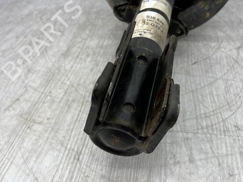 Right front shock absorber CHRYSLER VOYAGER / GRAND VOYAGER III (GS_, NS_) 2.5 TD | BP23684101M17