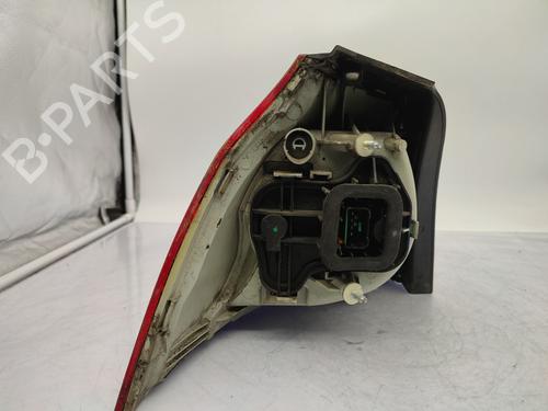 Right taillight VW GOLF V (1K1) 1.9 TDI | BP23683531C35 
