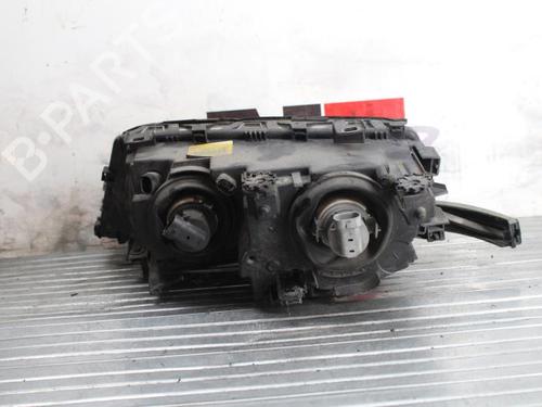 Used Right headlight Right headlight BMW 3 (E46) 323 i (170 hp) 23686362 23686362