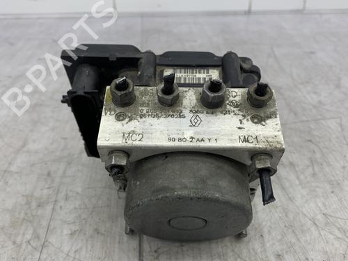 Used ABS pump ABS pump DACIA LOGAN (LS_) 1.4 (LS0A, LS0C, LS0E, LS0G) (75 hp) 23703645 23703645