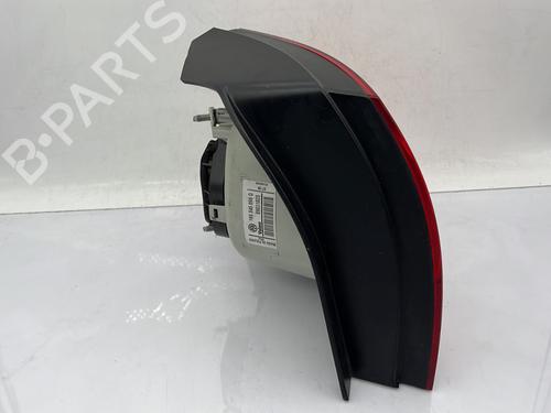 Right taillight VW GOLF V (1K1) 1.9 TDI | BP24658880C35 