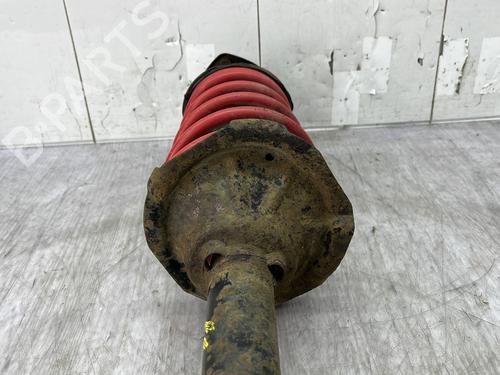 Used Left front shock absorber Left front shock absorber TOYOTA YARIS (_P1_) 1.0 (SCP10_, SCP10R) (68 hp) 33569534 33569534
