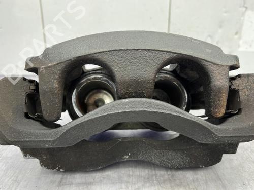 Used Right front brake caliper MERCEDES-BENZ SPRINTER 3,5-t Van (B907, B910) 314 CDI All-wheel Drive (907.633, 907.635, 907.637) (143 hp) 23757474