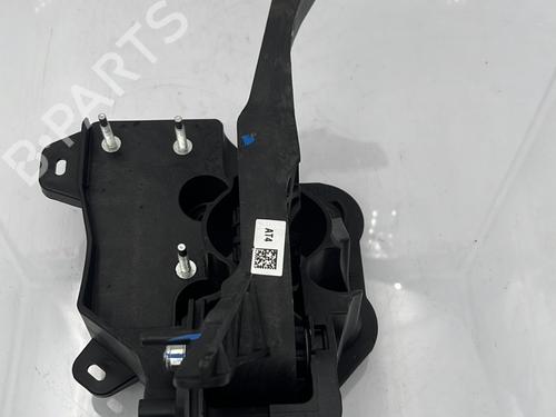 Used Break pedal Break pedal PEUGEOT 2008 II (UD_, US_, UY_, UJ_, UR_, UC_) 1.5 BlueHDI 130 (131 hp) 23759282 23759282